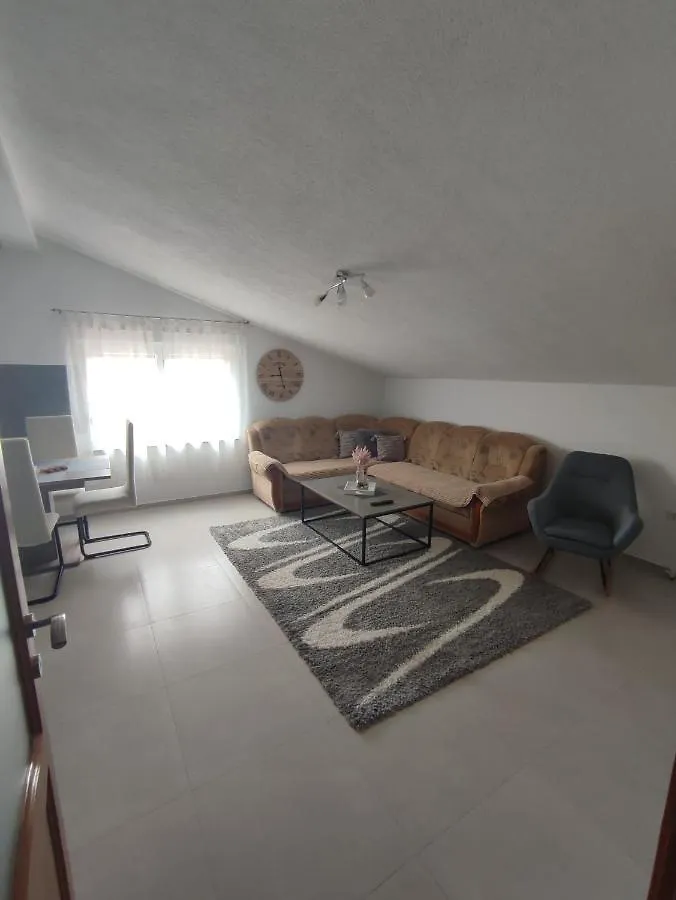Apartman Emir Apartment Marcana